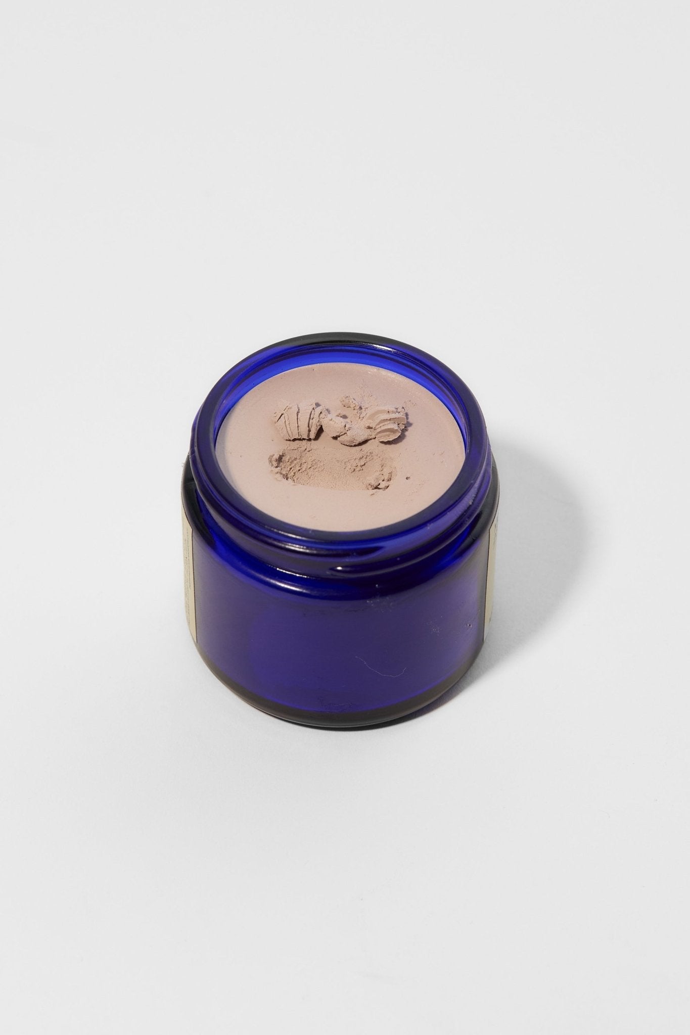 23-non-nano-zinc-tinted-tallow-balm-deodorant-benefits-scented-2748000.jpg