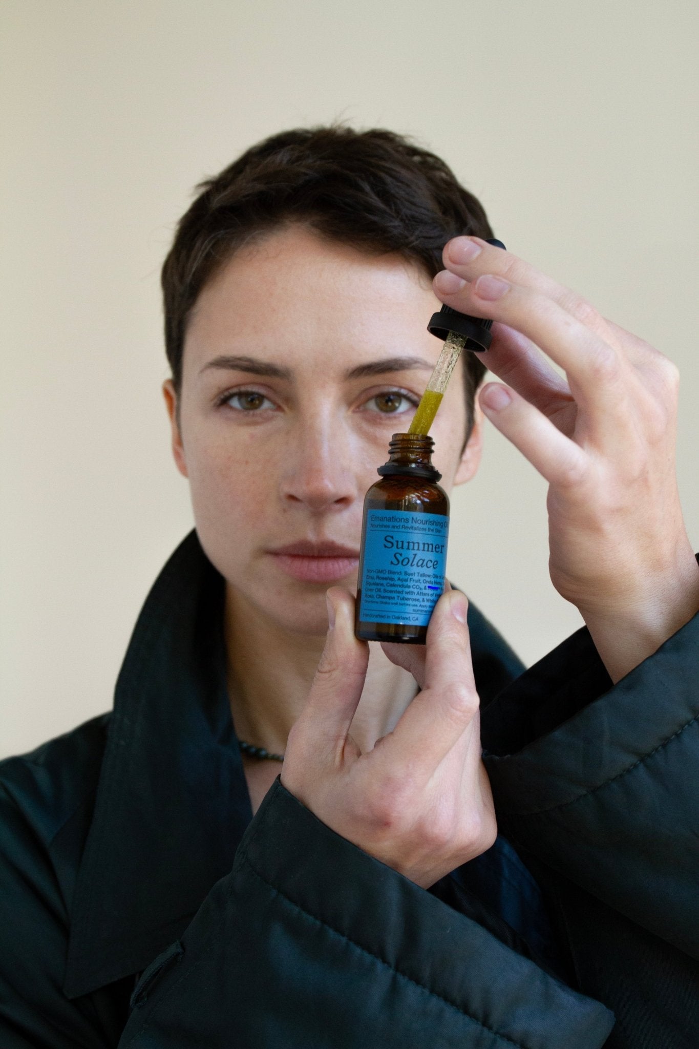 emanations-profound-face-oil-deeply-nourishing-tallow-emu-oil-champa-tuberose-white-ginger-lily-1212011.jpg