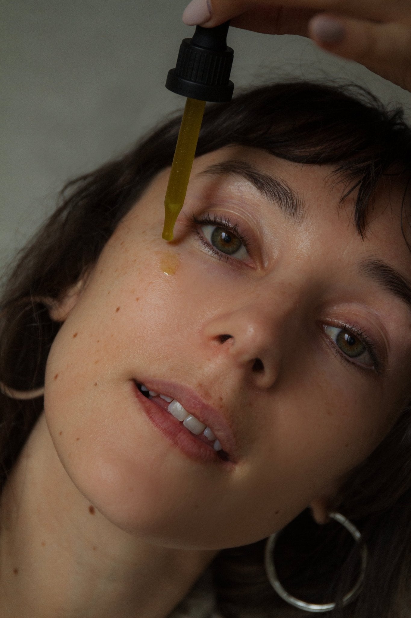 emanations-profoundly-nourishing-face-and-hair-oil-animal-based-498356.jpg