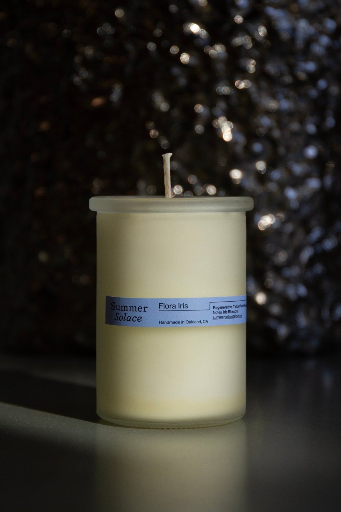 flora-iris-tallow-candle-with-orris-palo-santo-6-oz-3809551.jpg